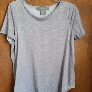 ‼️5/$10 Clearance‼️ Lark and Grey T-shirt